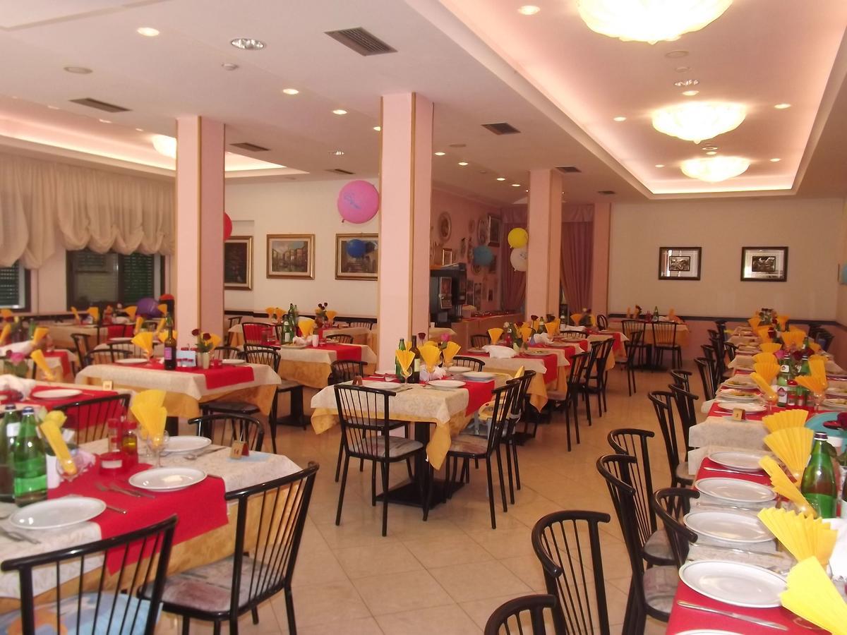Hotel Ristoro 벨레지아아지마리나 외부 사진